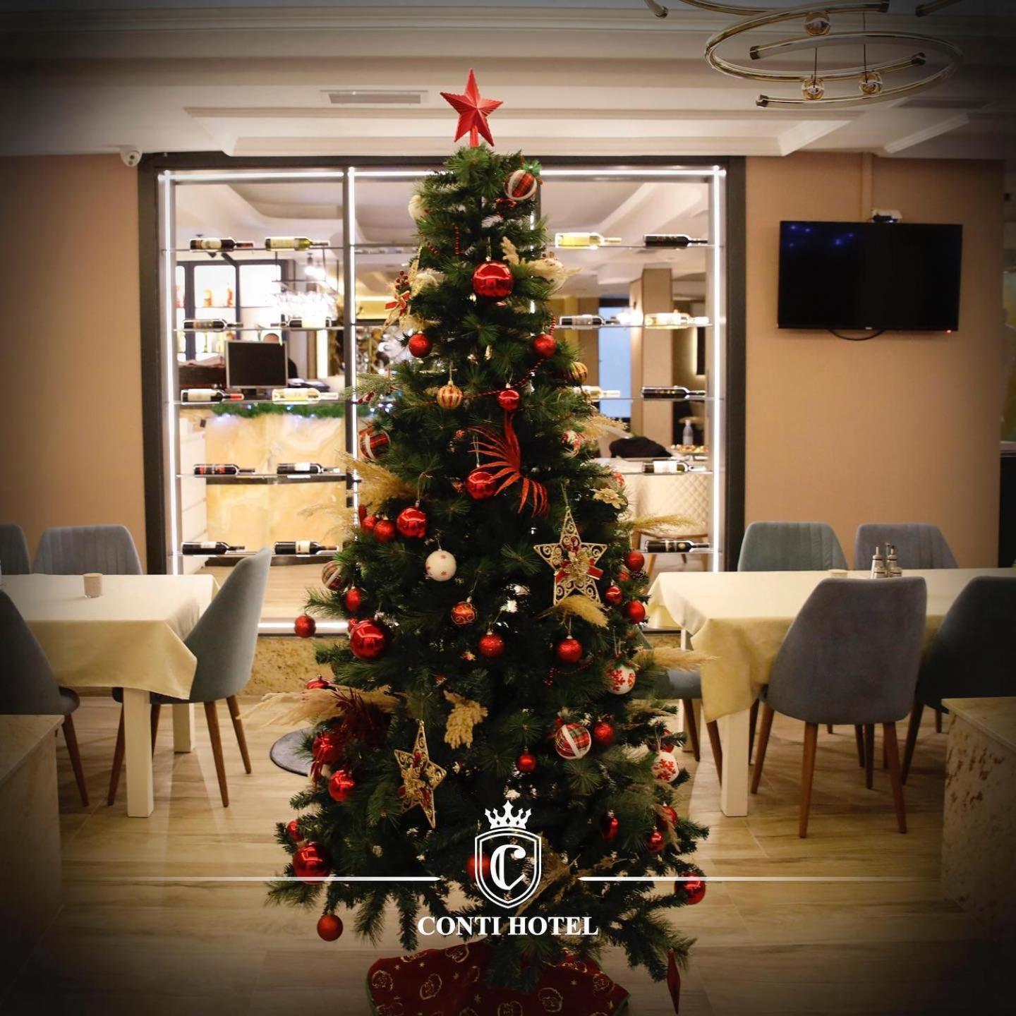 Conti Hotel & Restaurant Gjakova エクステリア 写真
