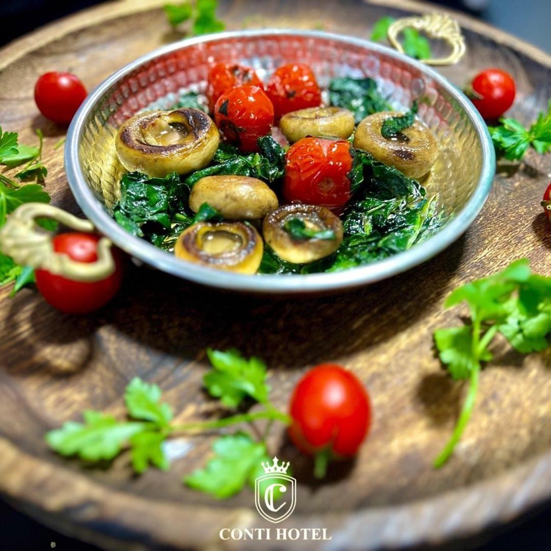 Conti Hotel & Restaurant Gjakova エクステリア 写真